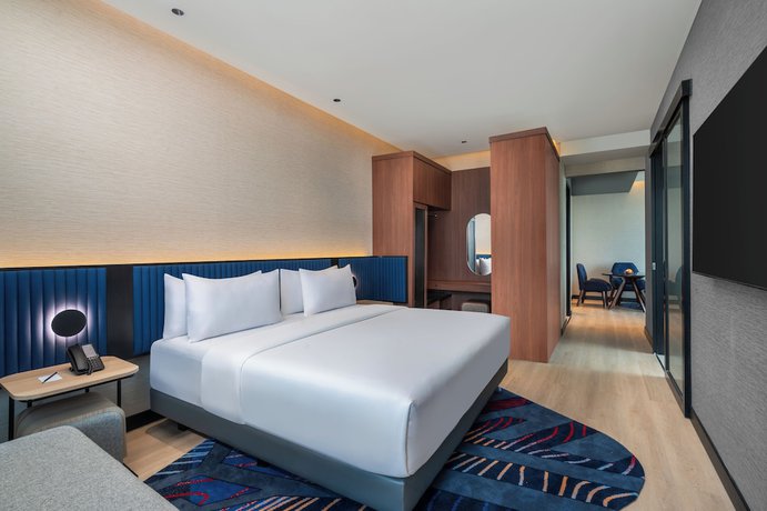 Imagen de la habitación del Hotel Novotel Jakarta Pulo Mas. Foto 10