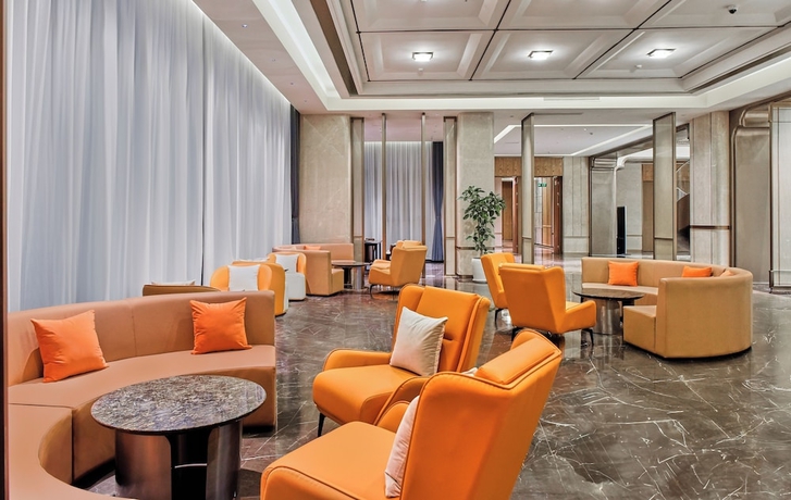 Imagen de los interiores del Hotel Novotel Jinan Airport. Foto 16