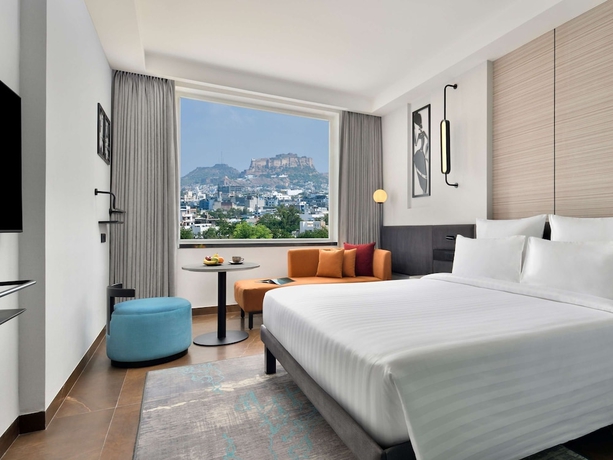 Imagen de la habitación del Hotel Novotel Jodhpur Iti Circle. Foto 6