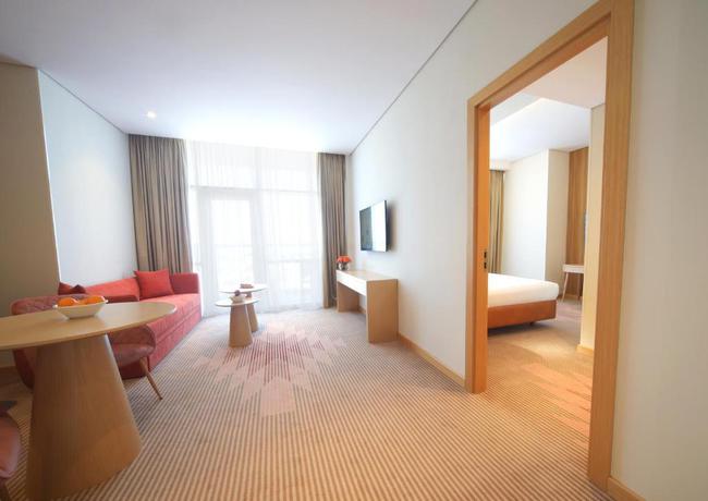 Imagen de la habitación del Hotel Novotel Jumeirah Village Triangle. Foto 6