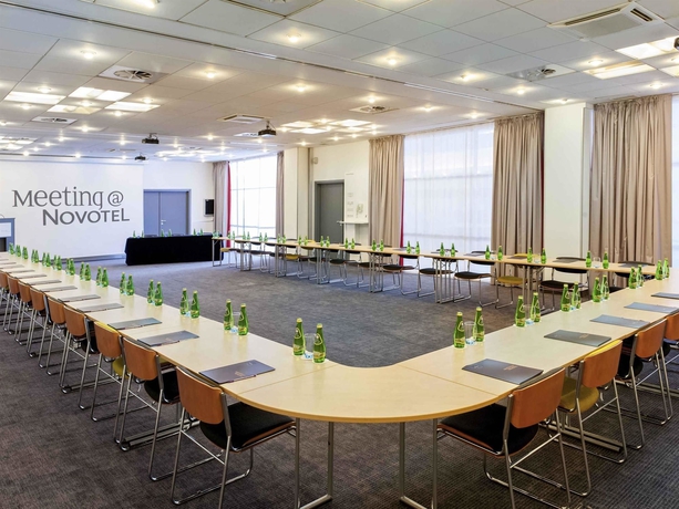 Imagen general del Hotel Novotel Krakow Centrum. Foto 9