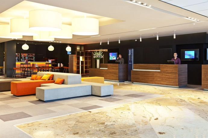 Imagen de los interiores del Hotel Novotel Krakow City West. Foto 16