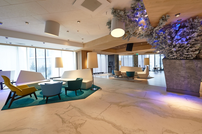 Imagen de los interiores del Hotel Novotel Krasnoyarsk Center. Foto 12