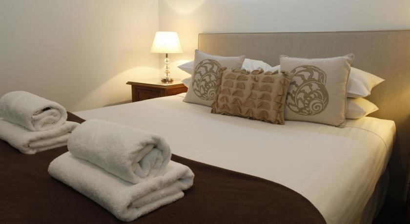 Imagen de la habitación del Hotel Novotel Lake Crackenback Resort and Spa. Foto 9