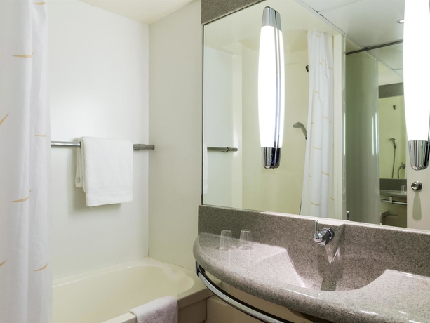 Imagen de la habitación del Hotel Novotel Le Mans. Foto 13