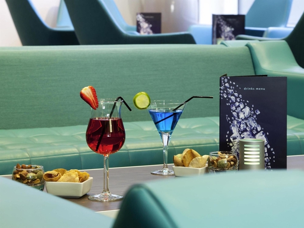 Imagen del bar/restaurante del Hotel Novotel Leeds Centre. Foto 6