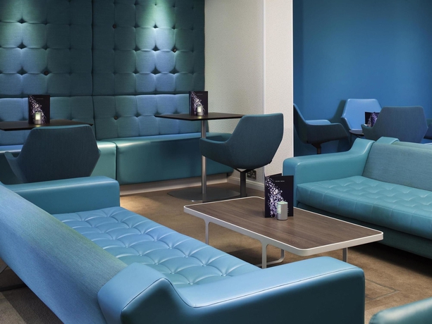 Imagen del bar/restaurante del Hotel Novotel Leeds Centre. Foto 8