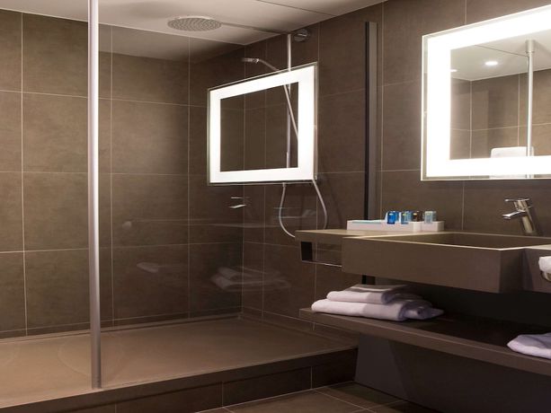 Imagen de la habitación del Hotel Novotel Lens Noyelles. Foto 15