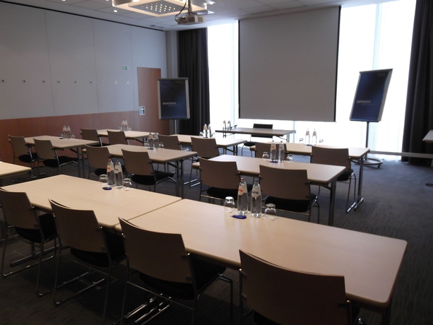 Imagen de los interiores del Hotel Novotel Leuven Centrum. Foto 9