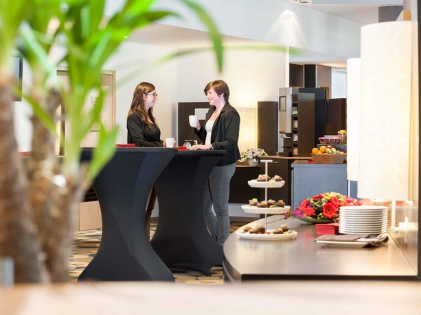 Imagen de los interiores del Hotel Novotel Leuven Centrum. Foto 11