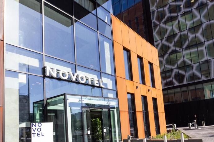 Imagen de los exteriores del Hotel Novotel Liverpool Paddington Village. Foto 14