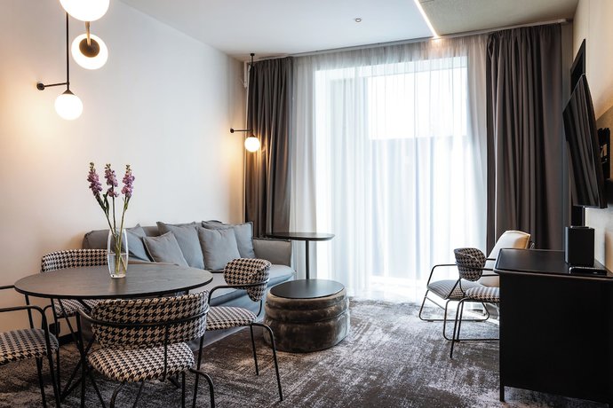Imagen de la habitación del Hotel Novotel Living Almaty Jetisu. Foto 3