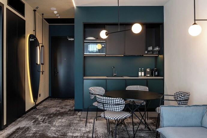 Imagen general del Hotel Novotel Living Almaty Jetisu. Foto 11