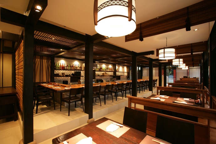 Imagen del bar/restaurante del Hotel Novotel Living Bangkok Sukhumvit Legacy. Foto 4