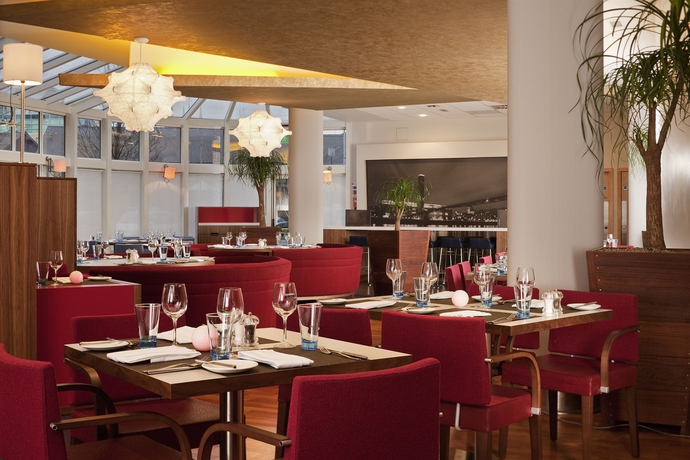 Imagen del bar/restaurante del Hotel Novotel London Bridge. Foto 7