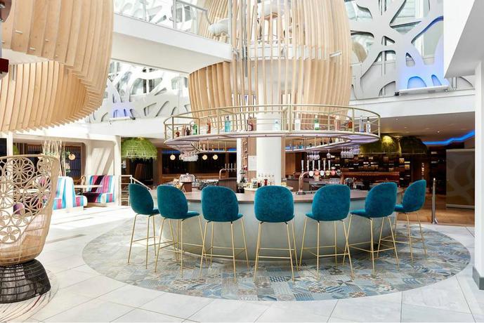 Imagen del bar/restaurante del Hotel Novotel London Heathrow Airport T1 T2 and T3. Foto 3