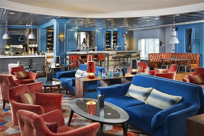 Imagen de los interiores del Hotel Novotel London Stansted Airport. Foto 4