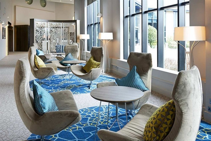 Imagen de los interiores del Hotel Novotel London Stansted Airport. Foto 8