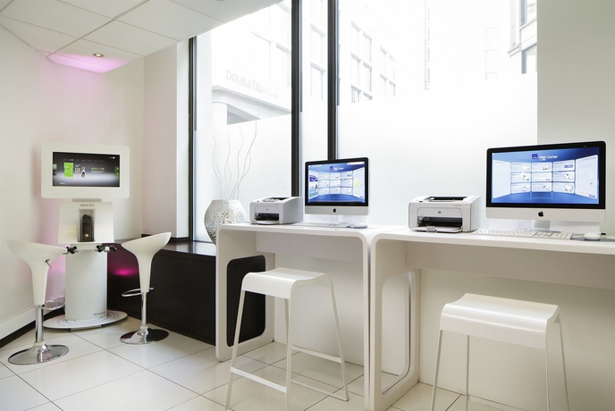 Imagen de los interiores del Hotel Novotel London Tower Bridge. Foto 15