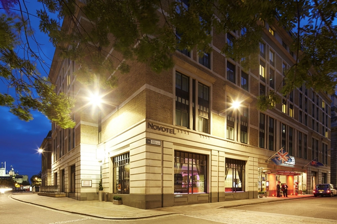 Imagen de los exteriores del Hotel Novotel London Tower Bridge. Foto 12