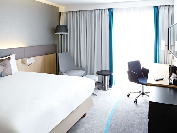 Imagen de la habitación del Hotel Novotel London Wembley. Foto 10