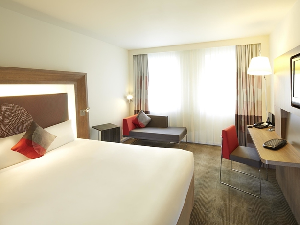 Imagen de la habitación del Hotel Novotel London Wembley. Foto 11