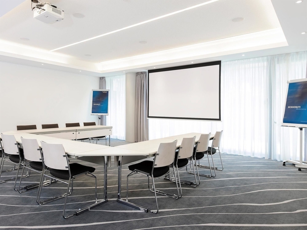 Imagen de los interiores del Hotel Novotel Lugano Paradiso. Foto 12