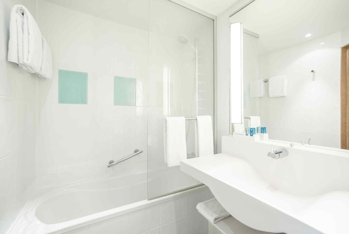 Imagen de la habitación del Hotel Novotel Luxembourg Centre. Foto 12