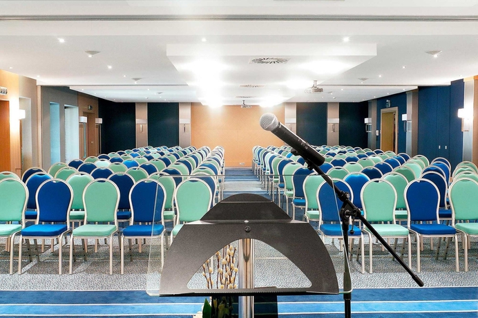 Imagen de los interiores del Hotel Novotel Luxembourg Kirchberg. Foto 14