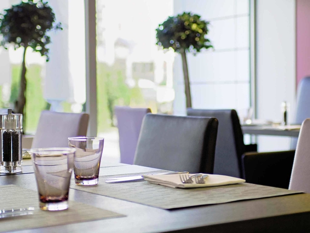 Imagen del bar/restaurante del Hotel Novotel Luxembourg Kirchberg. Foto 11