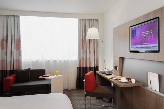 Imagen de la habitación del Hotel Novotel Lyon Bron Eurexpo. Foto 11