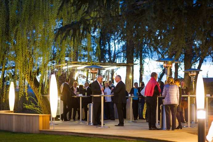 Imagen de los exteriores del Hotel Novotel Lyon Bron Eurexpo. Foto 15