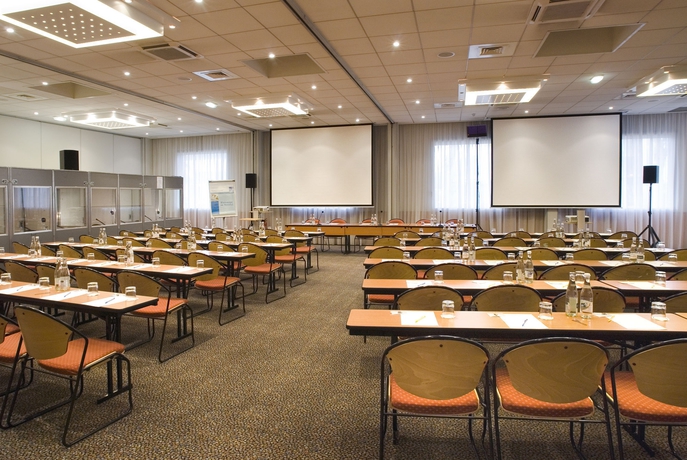 Imagen de los interiores del Hotel Novotel Lyon Gerland Musée Des Confluences. Foto 15