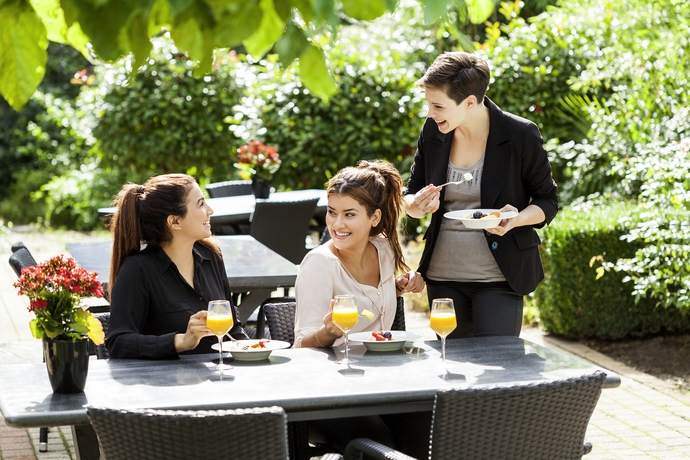 Imagen de los exteriores del Hotel Novotel Maastricht. Foto 11