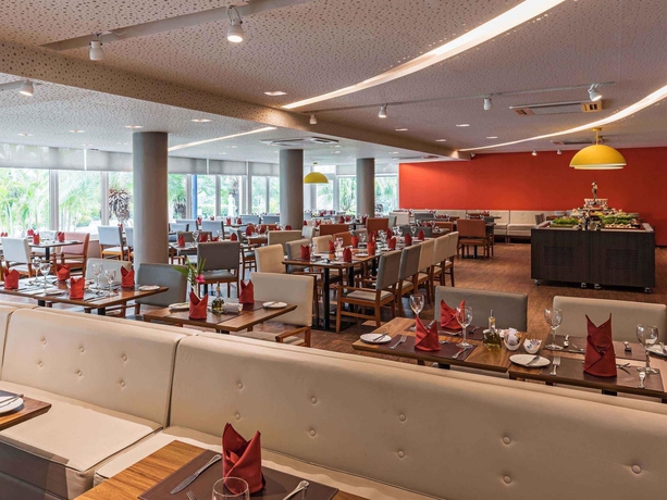 Imagen del bar/restaurante del Hotel Novotel Manaus. Foto 9