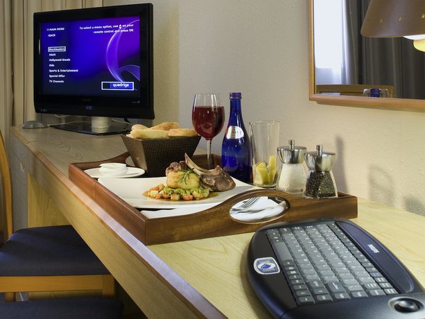 Imagen de la habitación del Hotel Novotel Manchester West. Foto 10