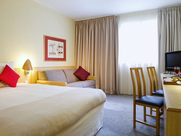 Imagen de la habitación del Hotel Novotel Manchester West. Foto 17