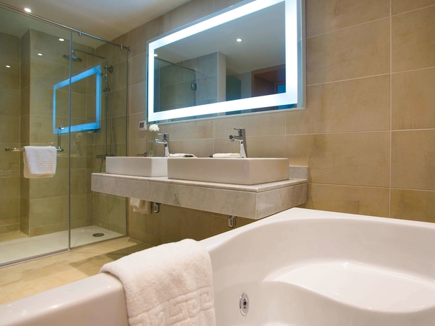 Imagen de la habitación del Hotel Novotel Marsa Alam Beach Resort. Foto 12