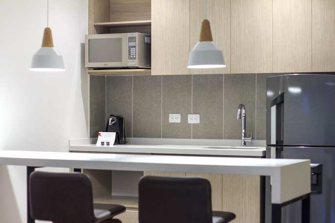 Imagen de la habitación del Hotel Novotel Medell&iacute;n El Tesoro. Foto 14