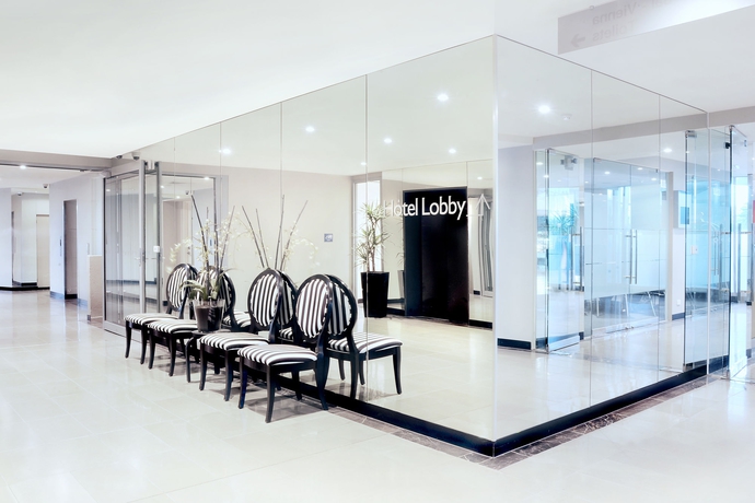 Imagen de los interiores del Hotel Novotel Melbourne Preston. Foto 14