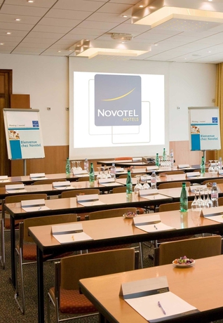 Imagen de los interiores del Hotel Novotel Metz Amnéville. Foto 15