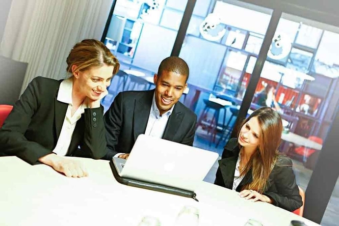 Imagen de los interiores del Hotel Novotel Milano Linate Airport. Foto 12