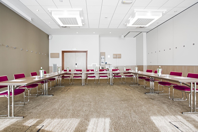 Imagen de los interiores del Hotel Novotel Milano Malpensa Aeroporto. Foto 16