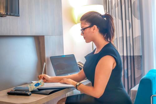 Imagen de la habitación del Hotel Novotel Mohammedia. Foto 6