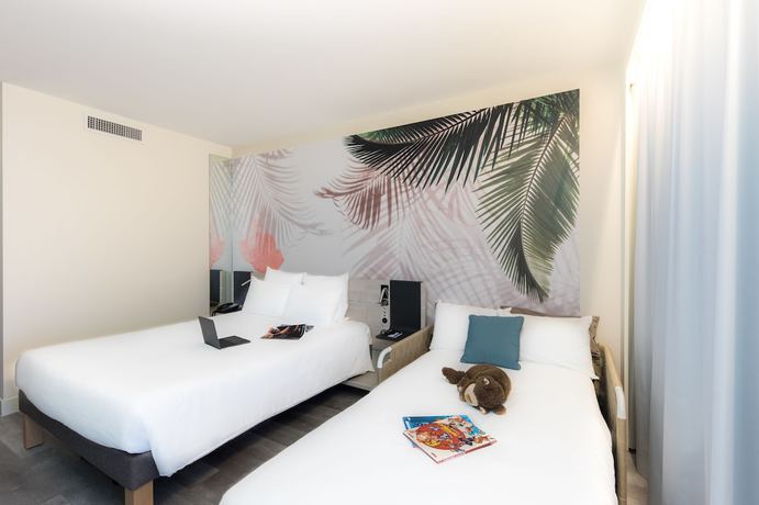 Imagen de la habitación del Hotel Novotel Monte Carlo. Foto 10