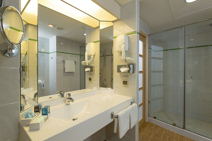 Imagen de la habitación del Hotel Novotel Moscow Sheremetyevo Airport. Foto 6