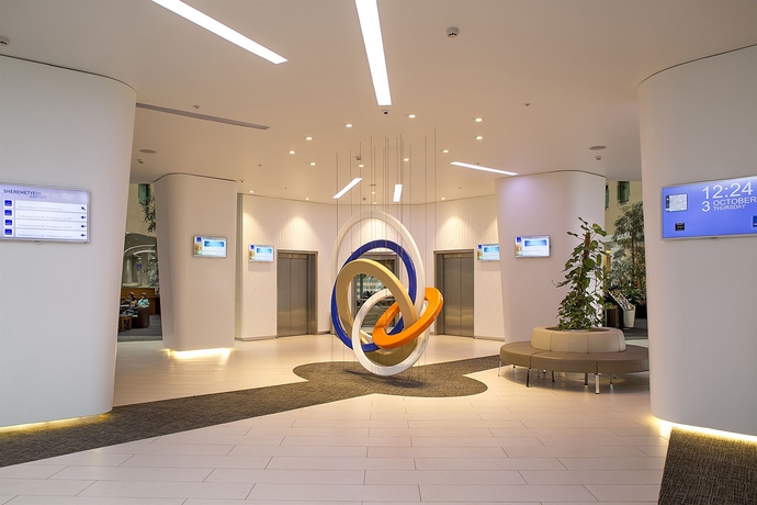 Imagen de los interiores del Hotel Novotel Moscow Sheremetyevo Airport. Foto 14