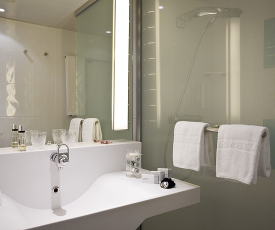 Imagen de la habitación del Hotel Novotel Mulhouse Bâle Fribourg. Foto 6