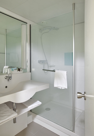 Imagen de la habitación del Hotel Novotel Mulhouse Bâle Fribourg. Foto 7