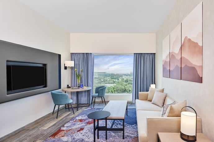 Imagen de la habitación del Hotel Novotel Mumbai International Airport. Foto 16